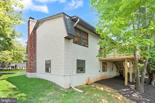 8803 Hayload Ct, Springfield, VA 22153 - Photo 45