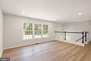 8803 Hayload Ct, Springfield, VA 22153 - Photo 13