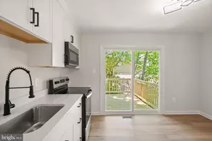 8803 Hayload Ct, Springfield, VA 22153 - Photo 21