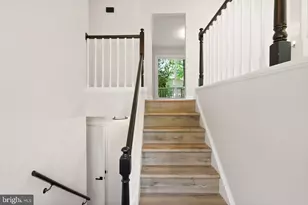 8803 Hayload Ct, Springfield, VA 22153 - Photo 5
