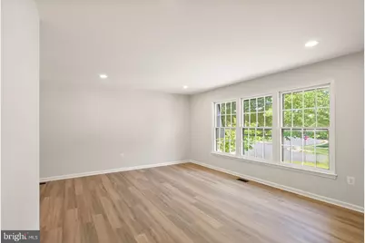 8803 Hayload Court, Springfield, VA 22153 - Photo 7