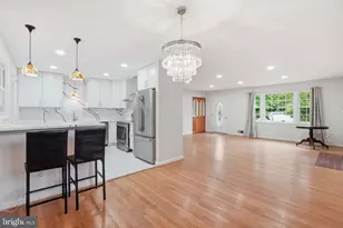 5304 Pillow Ln, Springfield, VA 22151 - Photo 3