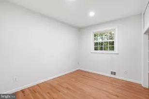 5304 Pillow Ln, Springfield, VA 22151 - Photo 11