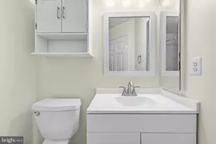 7501 Calderon Ct, Alexandria, VA 22306 - Photo 19