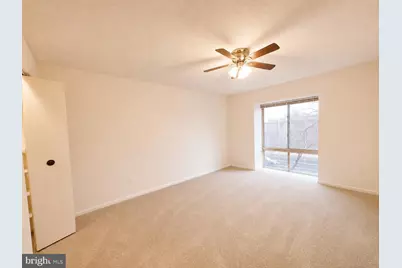 10204 Bushman Drive #324, Oakton, VA 22124 - Photo 11