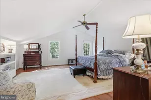 8521 Century Oak Ct, Fairfax Station, VA 22039 - Photo 23