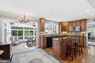 8521 Century Oak Ct, Fairfax Station, VA 22039 - Photo 13