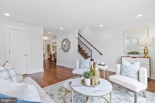 2249 Sweetbriar Dr, Alexandria, VA 22307 - Photo 7