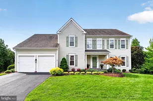 5126 Myrtle Leaf Dr, Fairfax, VA 22030 - Photo 1