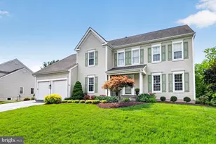 5126 Myrtle Leaf Dr, Fairfax, VA 22030 - Photo 3