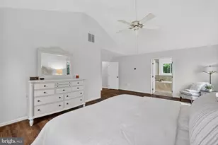 5126 Myrtle Leaf Dr, Fairfax, VA 22030 - Photo 23