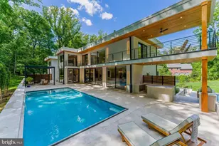 7841 Old Dominion Dr, McLean, VA 22102 - Photo 9