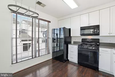 2494 Quick Street #303, Herndon, VA 20171 - Photo 3