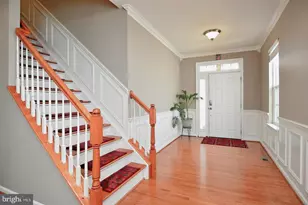 8009 Annette Dr, Lorton, VA 22079 - Photo 3