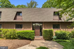 11620 Vantage Hill Rd, Reston, VA 20190 - Photo 3