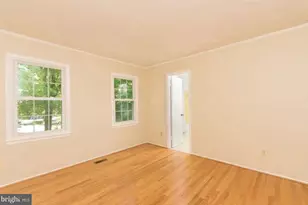8302 Moline Pl, Springfield, VA 22153 - Photo 15