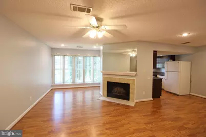3901 Golf Tee Court #202, Fairfax, VA 22033 - Photo 5