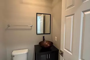 12108 Kinsley Pl, Reston, VA 20190 - Photo 3