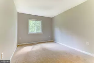 6047 Bonnie Bern Ct, Burke, VA 22015 - Photo 17