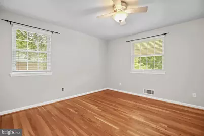 8510 Thames Street, Springfield, VA 22151 - Photo 17