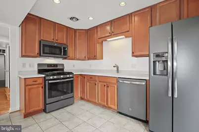 8510 Thames Street, Springfield, VA 22151 - Photo 9