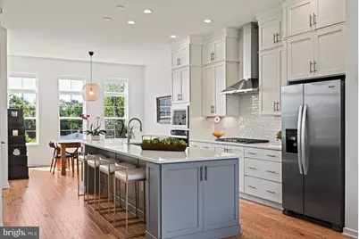 7382 Magarity Road, McLean, VA 22102 - Photo 5