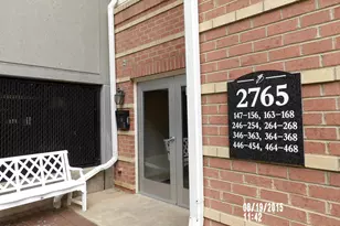 2765 Centerboro Dr, Vienna, VA 22181 - Photo 3