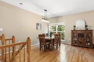13110 Forest Mist Ln, Fairfax, VA 22033 - Photo 11