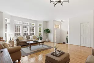 13110 Forest Mist Ln, Fairfax, VA 22033 - Photo 9
