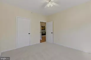 4139 Fountainside Ln, Fairfax, VA 22030 - Photo 27