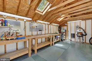 8904 Stratford Ln, Alexandria, VA 22308 - Photo 57