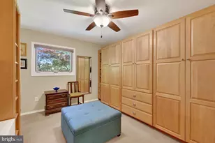 8904 Stratford Ln, Alexandria, VA 22308 - Photo 41