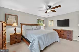 8904 Stratford Ln, Alexandria, VA 22308 - Photo 35