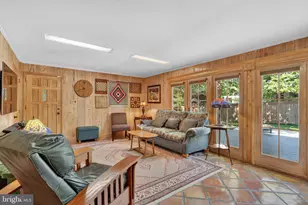 8904 Stratford Ln, Alexandria, VA 22308 - Photo 43