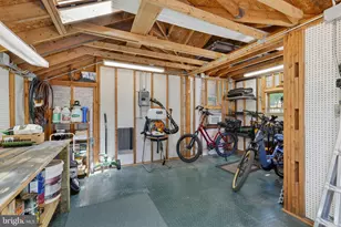 8904 Stratford Ln, Alexandria, VA 22308 - Photo 59