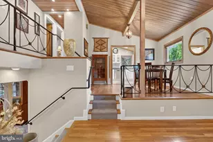 8904 Stratford Ln, Alexandria, VA 22308 - Photo 21