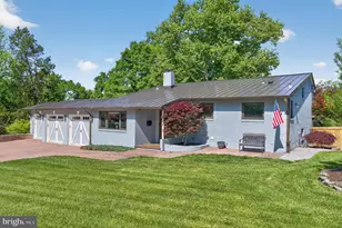 8904 Stratford Ln, Alexandria, VA 22308 - Photo 77