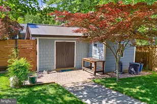 8904 Stratford Ln, Alexandria, VA 22308 - Photo 57