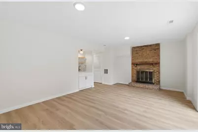 7431 Hallcrest Drive, McLean, VA 22102 - Photo 29