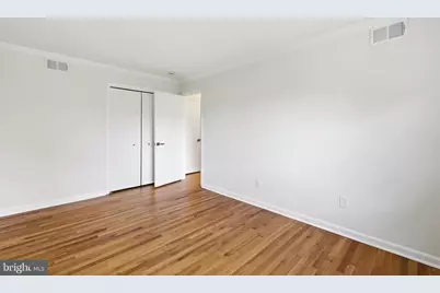 7431 Hallcrest Drive, McLean, VA 22102 - Photo 17
