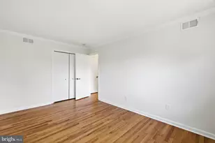 7431 Hallcrest Dr, McLean, VA 22102 - Photo 17