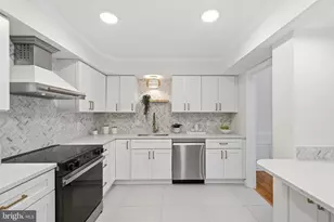 7431 Hallcrest Dr, McLean, VA 22102 - Photo 13