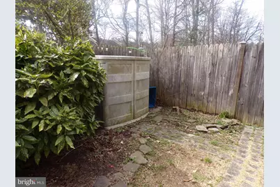 5258 Leestone Court, Springfield, VA 22151 - Photo 9