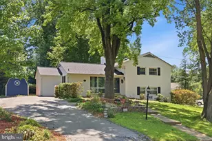 7517 Axton St, Springfield, VA 22151 - Photo 3