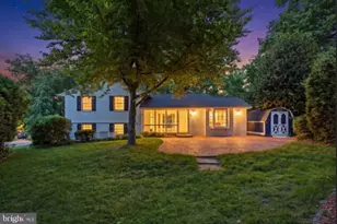 7517 Axton St, Springfield, VA 22151 - Photo 9