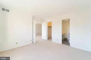 8370 Greensboro Dr, McLean, VA 22102 - Photo 15