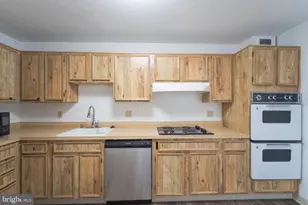 8370 Greensboro Dr, McLean, VA 22102 - Photo 11