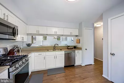 7595 Chrisland Cove, Falls Church, VA 22042 - Photo 27