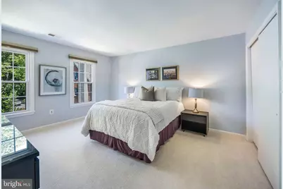 7595 Chrisland Cove, Falls Church, VA 22042 - Photo 9