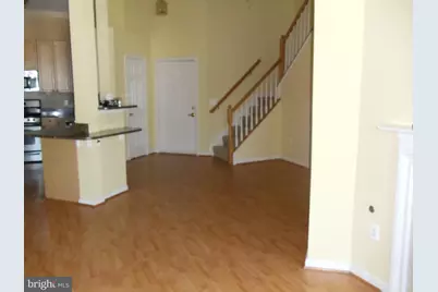 2701 Bellforest Court #402, Vienna, VA 22180 - Photo 3